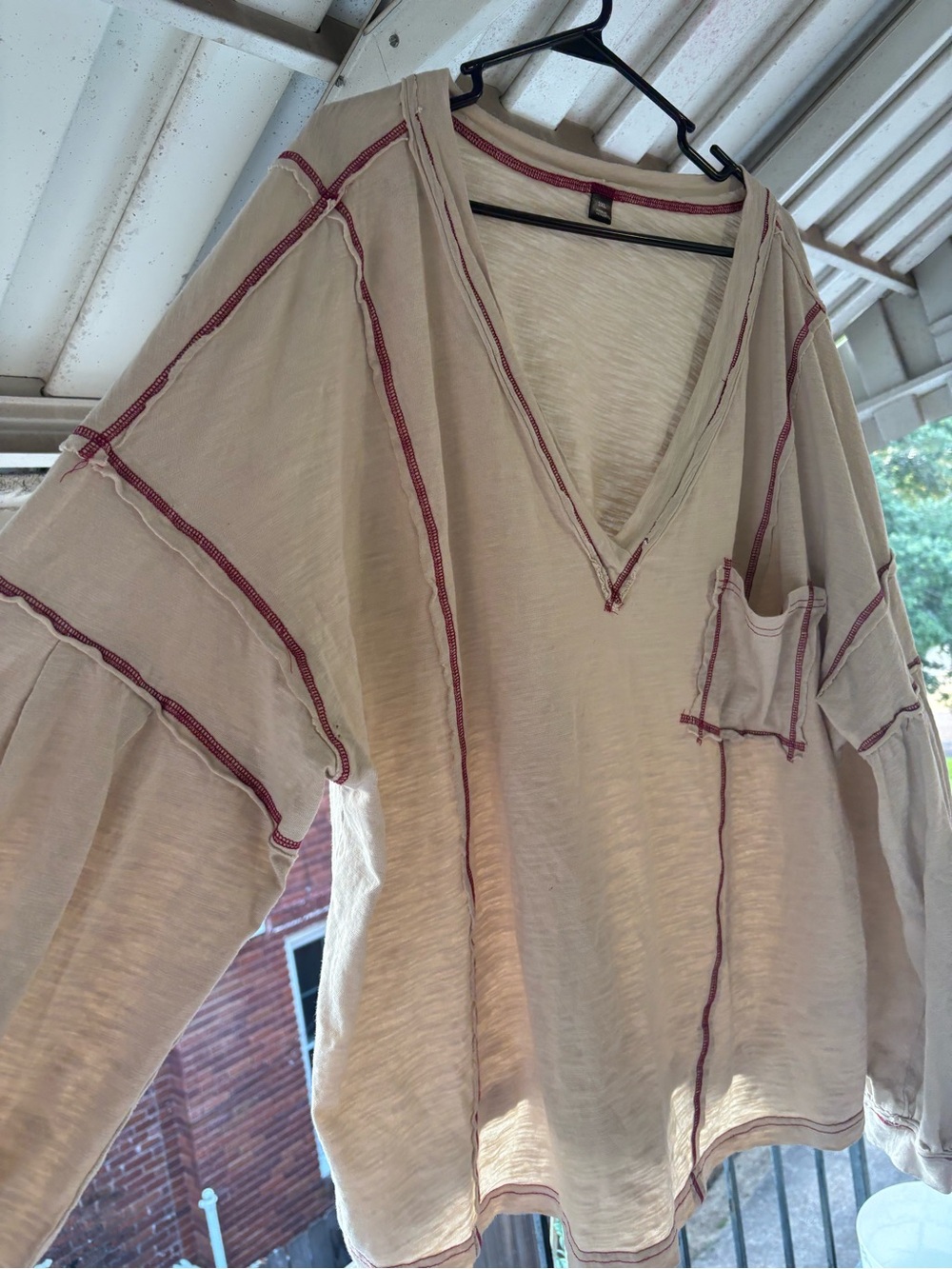 Boutique Neutral V-Neck Top with Contrasting Red Stitching Size 3X